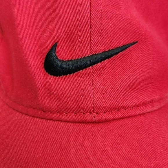 Nike Red Black Swoosh Just Do It Baseball Hat Cap Unisex Child Size 4-7 - Picture 7 of 13